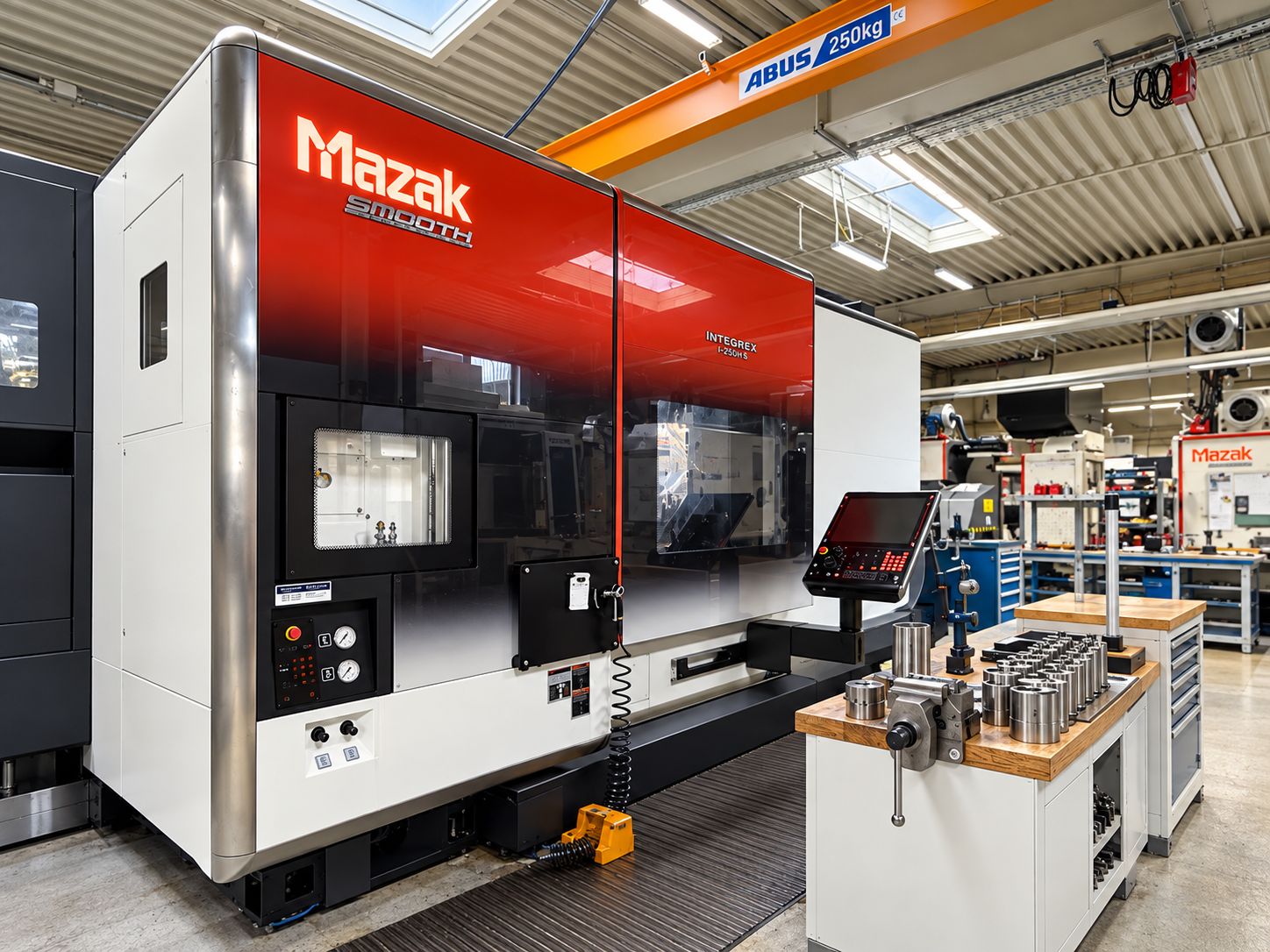 Mazak Integrex Dreh-Fräszentrum mit Rüstplatz